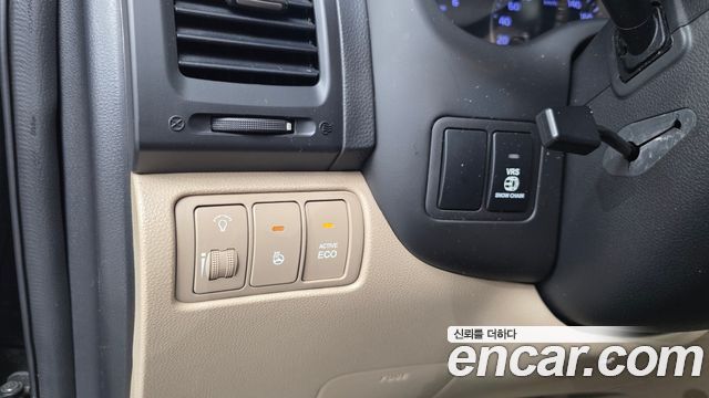Kia Carnival R New Carnival Limousine GLX High-Deluxe 2014 — фото 20