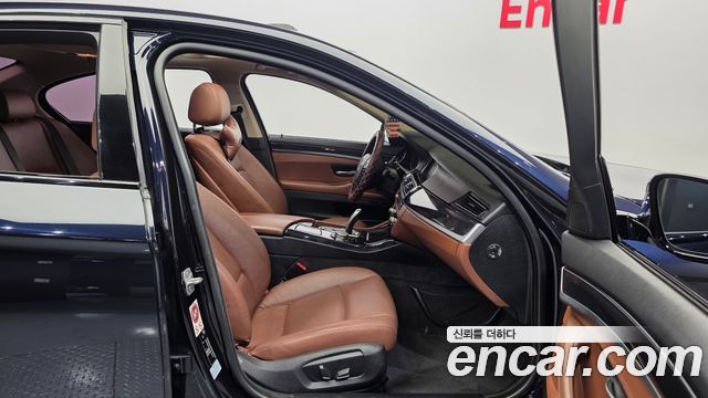 BMW 5 Series (F10) 520d M Aero Dynamic 2016 — фото 11
