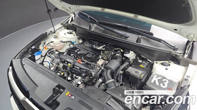 Kia Sportage (V) Gasoline 1.6 Turbo 2WD Signature 2025 — фото 6