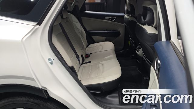 Kia Sportage (V) Gasoline 1.6 Turbo 2WD Signature 2025 — фото 11