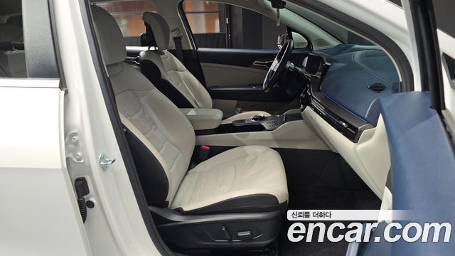 Kia Sportage (V) Gasoline 1.6 Turbo 2WD Signature 2025 — фото 12