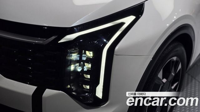 Kia Sportage (V) Gasoline 1.6 Turbo 2WD Signature 2025 — фото 22