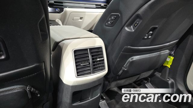 Kia Sportage (V) Gasoline 1.6 Turbo 2WD Signature 2025 — фото 28