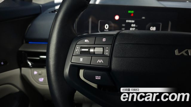 Kia Sportage (V) Gasoline 1.6 Turbo 2WD Signature 2025 — фото 31