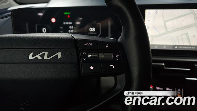 Kia Sportage (V) Gasoline 1.6 Turbo 2WD Signature 2025 — фото 32