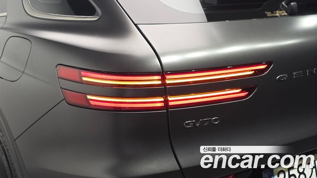 Genesis GV70 2.5T Gasoline 2WD 2025 — фото 23
