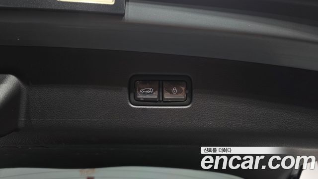 Genesis GV70 2.5T Gasoline 2WD 2025 — фото 36