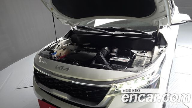 Kia Seltos Gasoline 1.6 Turbo 2WD Signature 2023 — фото 6