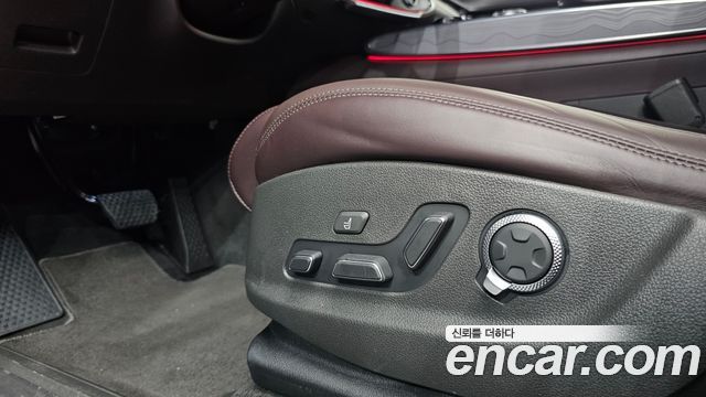 Genesis GV70 2.2 Diesel AWD 2021 — фото 31