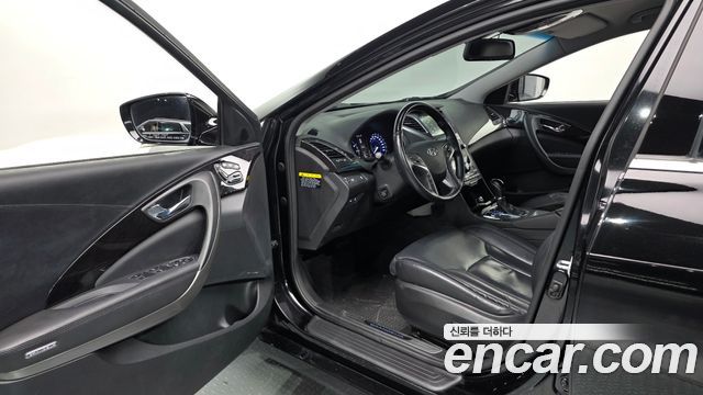 Hyundai Grandeur (HG) HG240 Modern 2016 — фото 10
