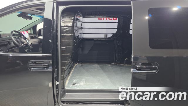 Hyundai Staria Cargo 3-Seater Modern 2023 — фото 11