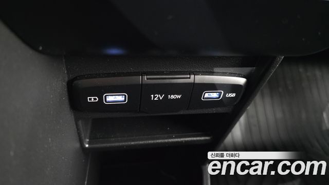 Hyundai Staria Cargo 3-Seater Modern 2023 — фото 18
