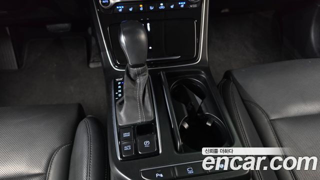 Hyundai Grandeur (IG) 3.0 Exclusive Special 2019 — фото 9