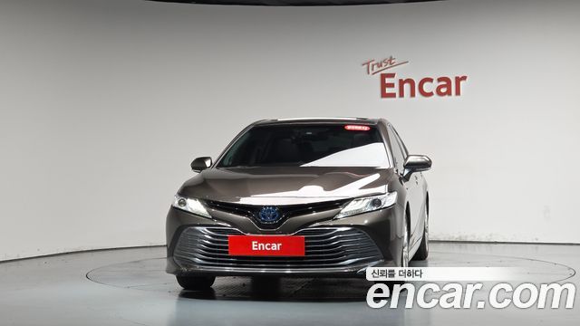 Toyota Camry (XV70) 2.5 XLE Hybrid 2018 — фото 3