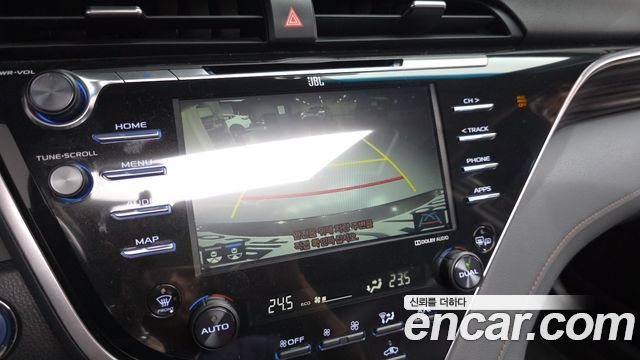 Toyota Camry (XV70) 2.5 XLE Hybrid 2018 — фото 19