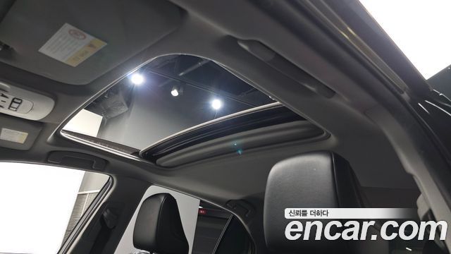 Toyota Camry (XV70) 2.5 XLE Hybrid 2018 — фото 20
