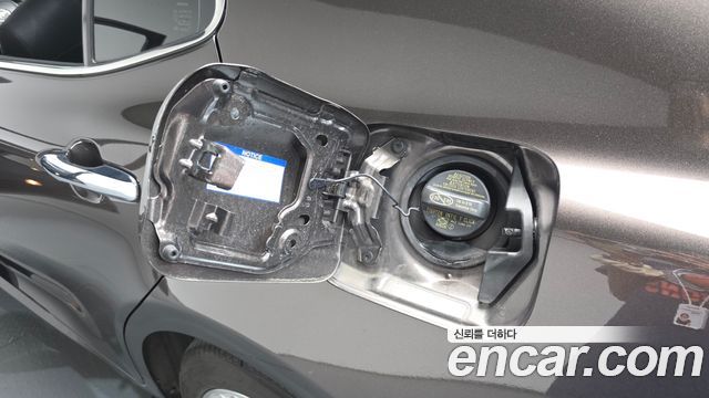 Toyota Camry (XV70) 2.5 XLE Hybrid 2018 — фото 33