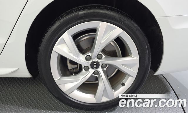 Audi A4 (B9) 40 TFSI Premium 2021 — фото 21