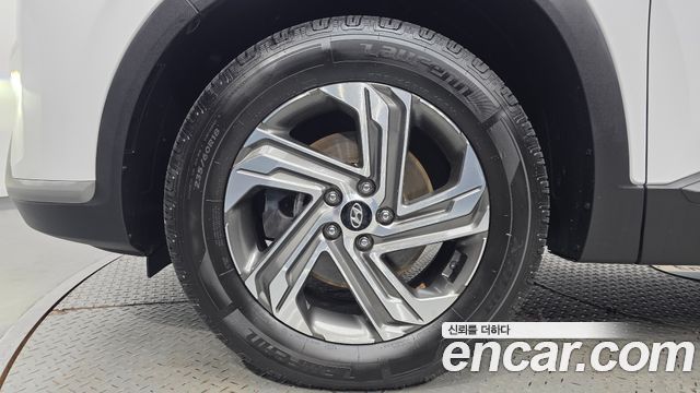 Hyundai Santa Fe Diesel 2.2 2WD Prestige 2021 — фото 5
