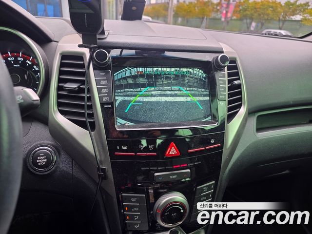 KG Mobility (SsangYong) Tivoli Diesel LX 2WD 2016 — фото 10