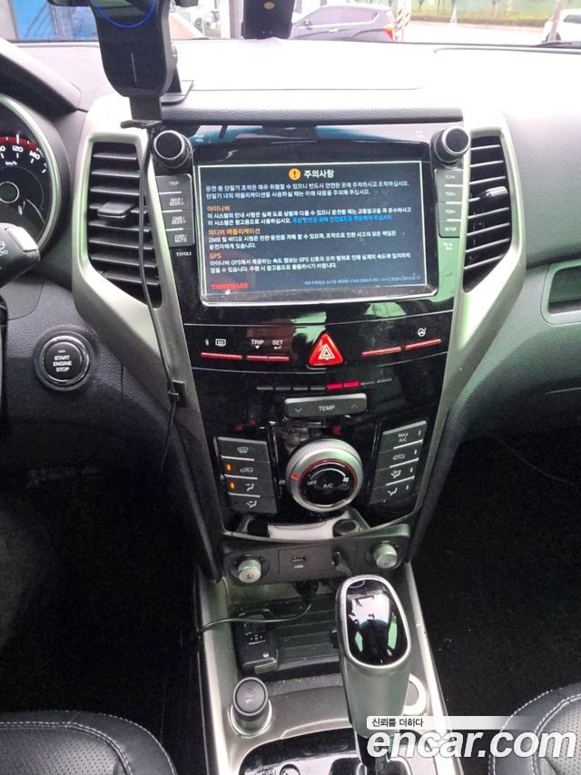 KG Mobility (SsangYong) Tivoli Diesel LX 2WD 2016 — фото 16