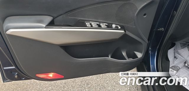 KG Mobility (SsangYong) Tivoli Diesel LX 2WD 2016 — фото 21