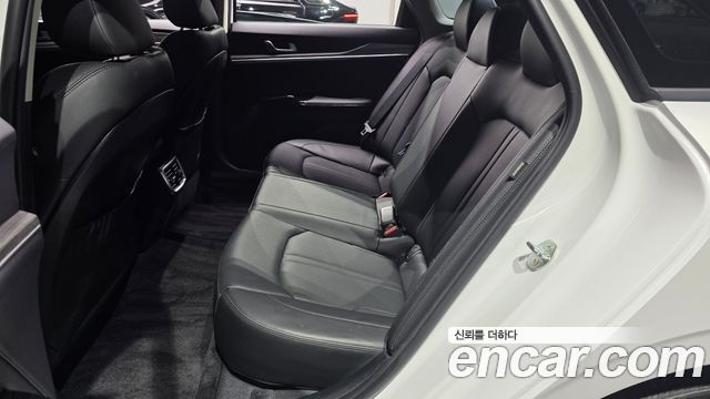 Kia K5 (III) 2.0 Noblesse 2024 — фото 15