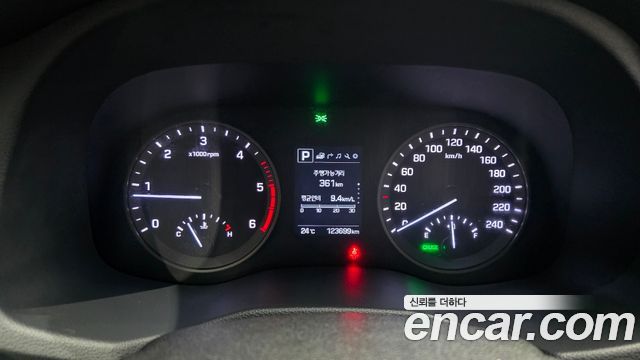Hyundai Tucson Diesel 1.7 2WD Modern 2018 — фото 8