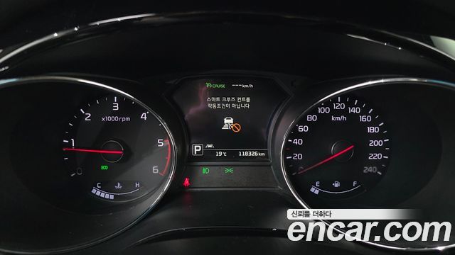 Kia Carnival 9-Seater Noblesse Special 2018 — фото 8