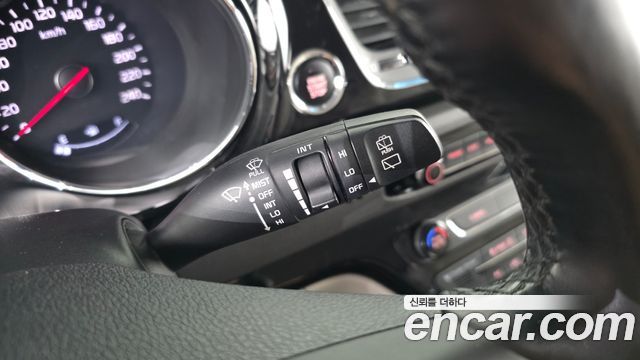 Kia Carnival 9-Seater Noblesse Special 2018 — фото 27