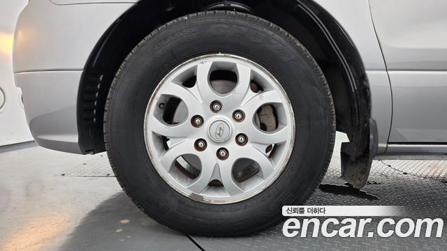 Hyundai Grand Starex 3-Seater VAN CVX Deluxe 2012 — фото 5
