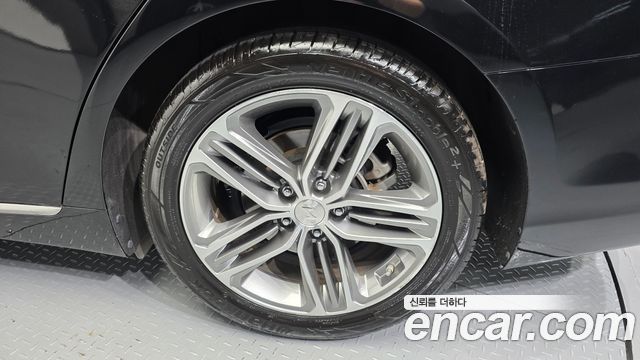 Hyundai Grandeur (IG) 2.4 Premium Special 2018 — фото 5