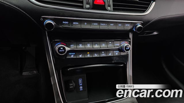 Hyundai Grandeur (IG) 2.4 Premium Special 2018 — фото 16