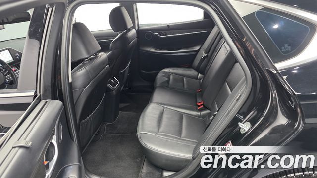 Hyundai Grandeur (IG) 2.4 Premium Special 2018 — фото 26