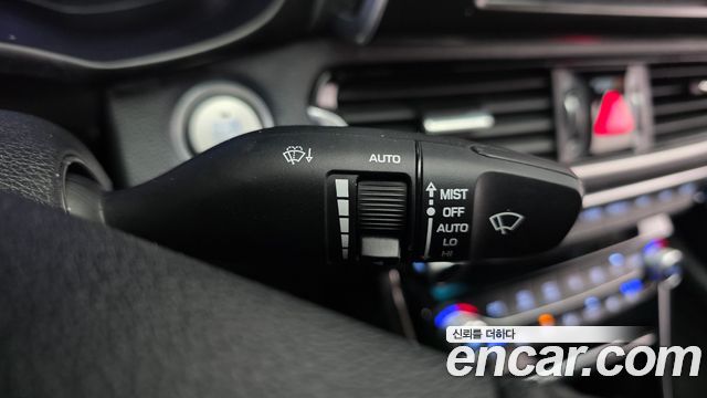 Hyundai Grandeur (IG) 2.4 Premium Special 2018 — фото 28