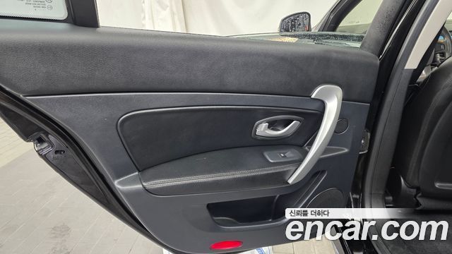 Renault Korea SM5 Platinum SE Standard 2014 — фото 25