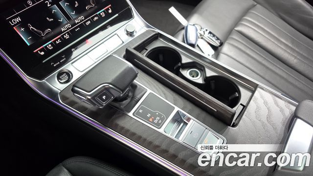 Audi A6 (C8) 40 TDI Premium 2023 — фото 9