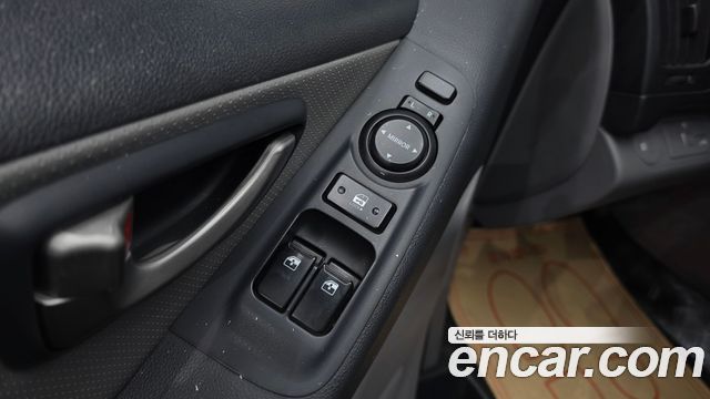 Hyundai Grand Starex 12-Seater Wagon CVX Luxury 2012 — фото 12
