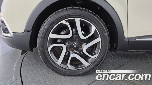 Renault Korea QM3 RE 2014 — фото 5