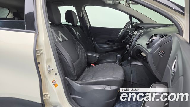 Renault Korea QM3 RE 2014 — фото 11