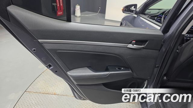 Hyundai Avante (AD) 1.6 Smart 2019 — фото 25