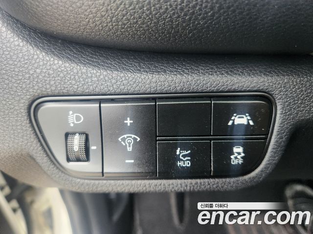 Kia Seltos Gasoline 1.6 Turbo 2WD Noblesse 2020 — фото 15