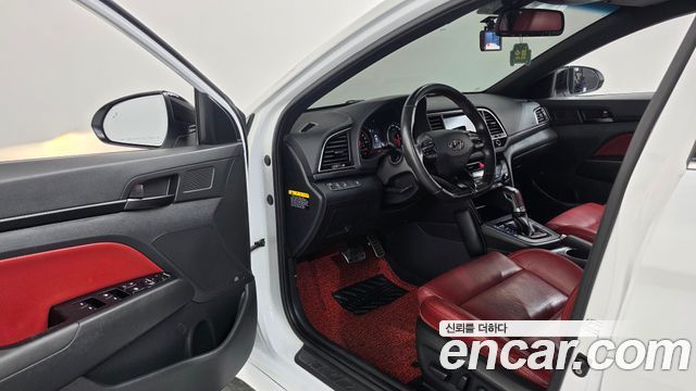 Hyundai Avante (AD) 1.6 Turbo Sport Extreme Selection 2017 — фото 10