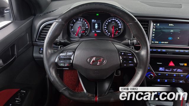Hyundai Avante (AD) 1.6 Turbo Sport Extreme Selection 2017 — фото 12