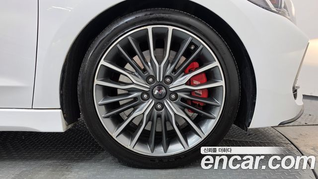 Hyundai Avante (AD) 1.6 Turbo Sport Extreme Selection 2017 — фото 21