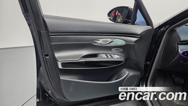 Genesis GV70 2.5T Gasoline 2WD 2021 — фото 24