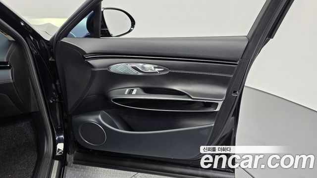 Genesis GV70 2.5T Gasoline 2WD 2021 — фото 25