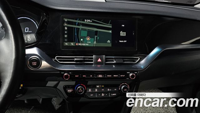 Kia Niro Plus Air 2023 — фото 13