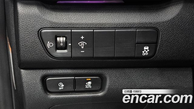 Kia Niro Plus Air 2023 — фото 19