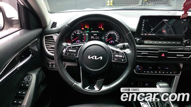 Kia Seltos Gasoline 1.6 Turbo 2WD Prestige 2023 — фото 13